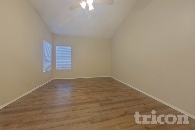 Photo - 11619 W Cyprus Dr