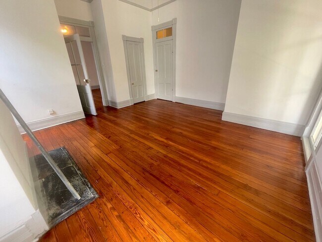 Photo - 2 BED | 1 BATH | SECOND FLOOR BALCONY | E DUFFY & PRICE ST