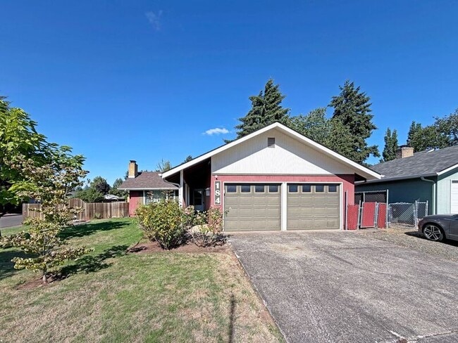 Building Photo - 184 Lynnbrook Dr