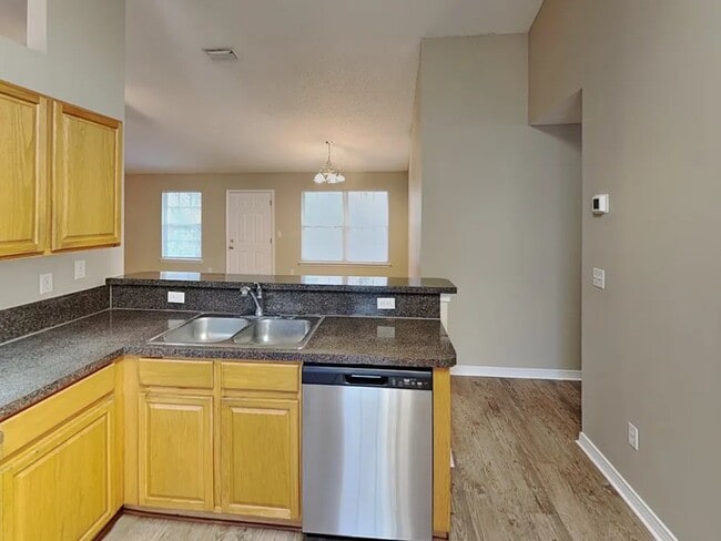 Photo - 15582 Moss Hollow Dr