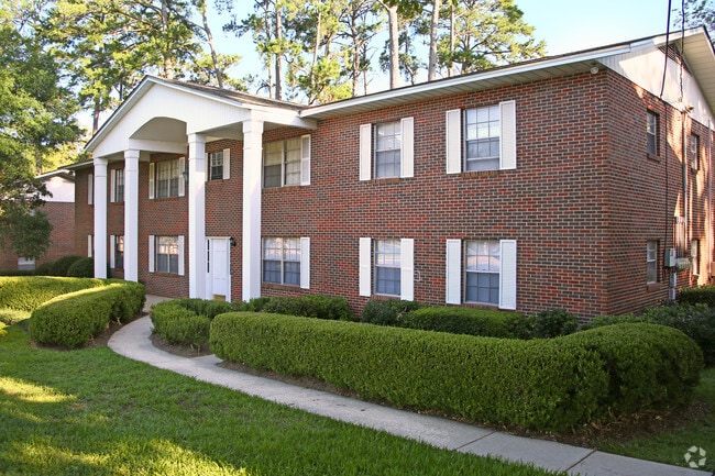 Georgetown Apartments