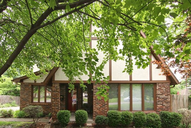 Building Photo - Furnished Home Blocks from Butler University!