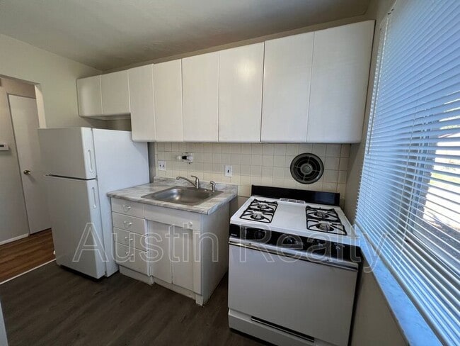 Photo - 9111 Olive Blvd Unit 1a