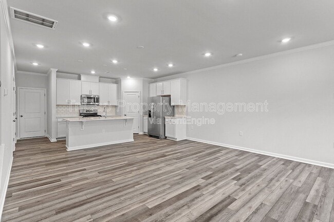 Photo - 1636 Singing Bird Trl