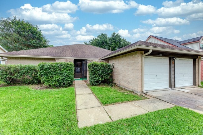 Photo - 6818 Brockington Dr