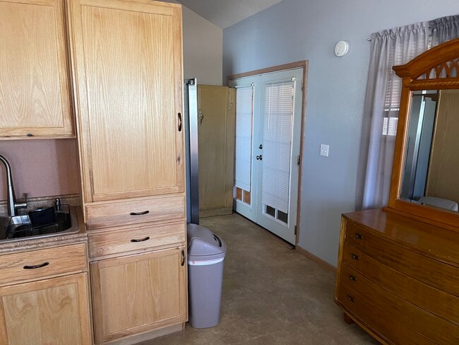 Building Photo - 276 Glorieta Hwy Unit None