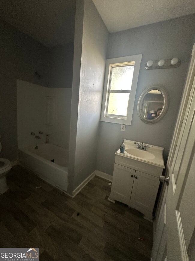 Photo - 1349 Holt Ave