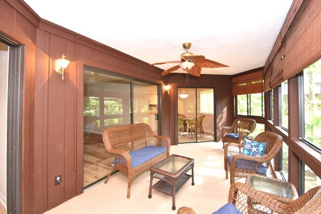 Photo - 6 Broadmore Cir