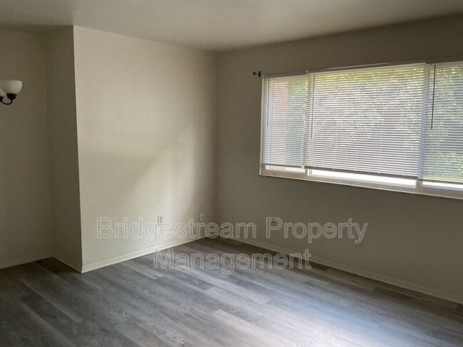 Photo - 3015-1D Idlewild Dr