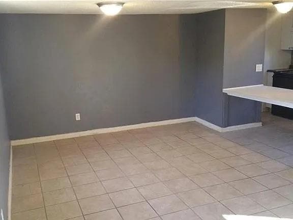 Photo - 624 E N 15th St