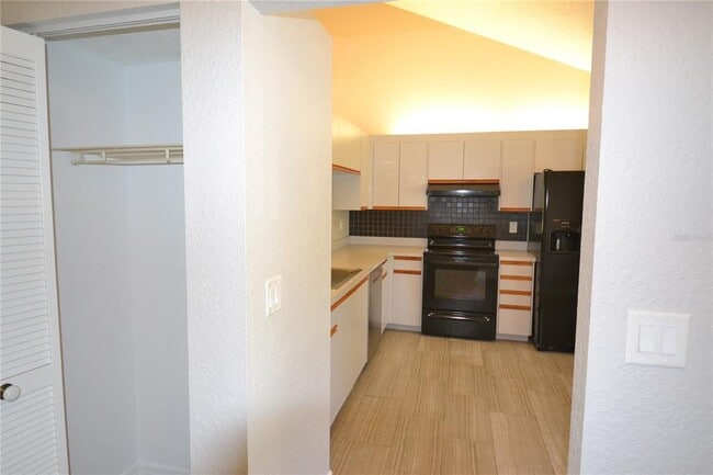 Photo - 1801 E Lake Rd S Unit 9E