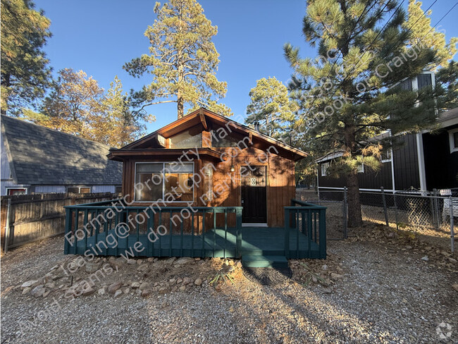 Building Photo - Pet-Friendly Two Bedroom Cabin in Sugarloaf! Rental