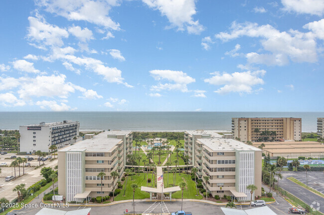 Building Photo - 2020 N Atlantic Ave Unit 214 Rental