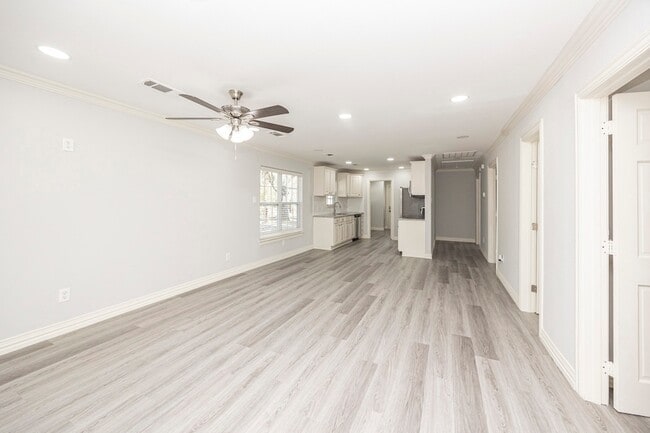 Photo - 9910 Dalrock Rd