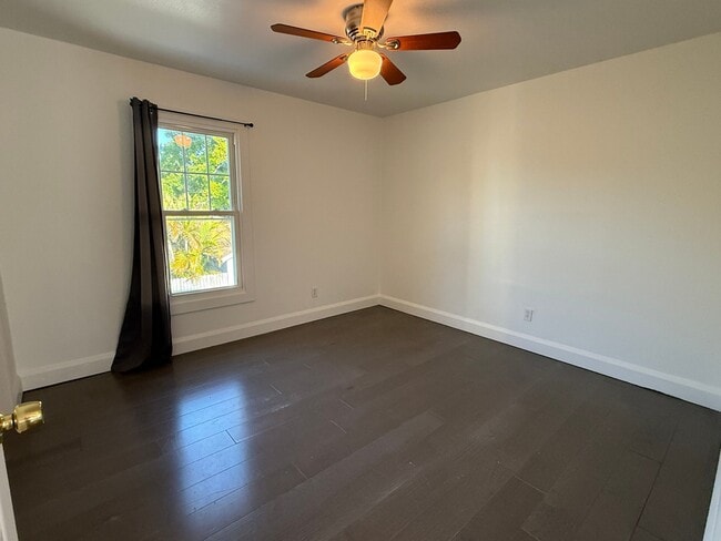 Photo - 1126 16th St N