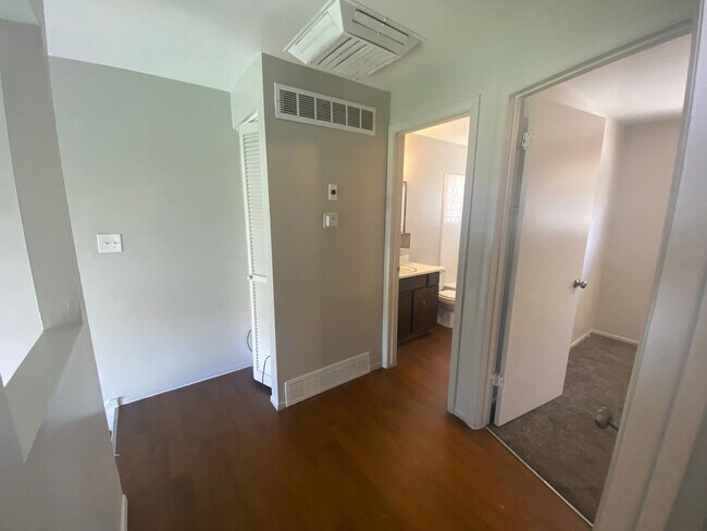 Photo - 3359 W 4100 S Unidad 3369 West