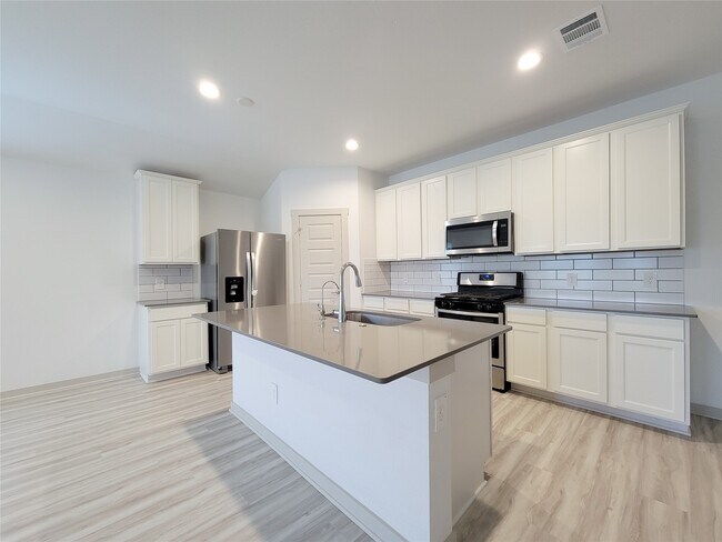 Photo - 7015 Halifax Harvest Ln