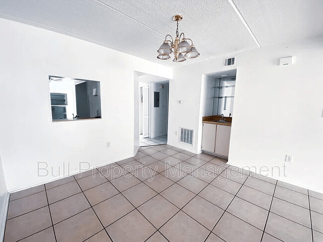 Photo - 6503 Dumont Ave