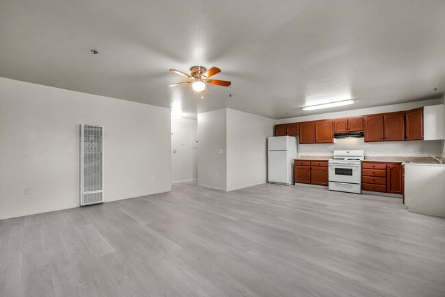 Photo - 5231 Huntington Dr N Unidad 2