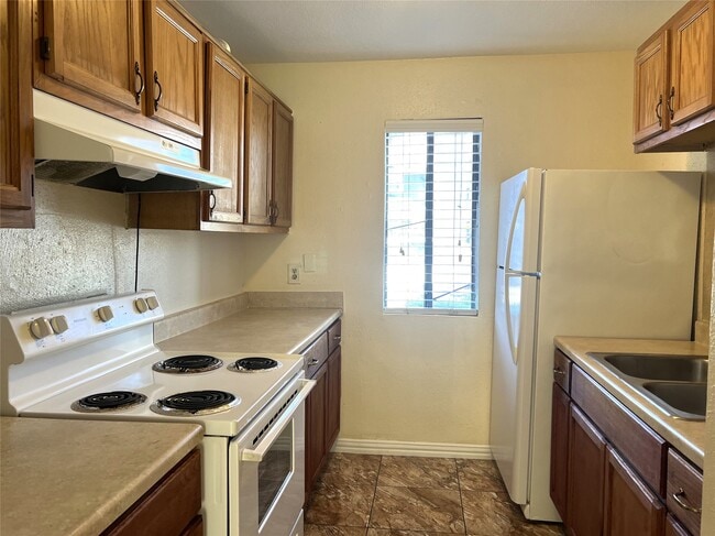 Photo - 8405 Wilcrest Dr Unit 3202