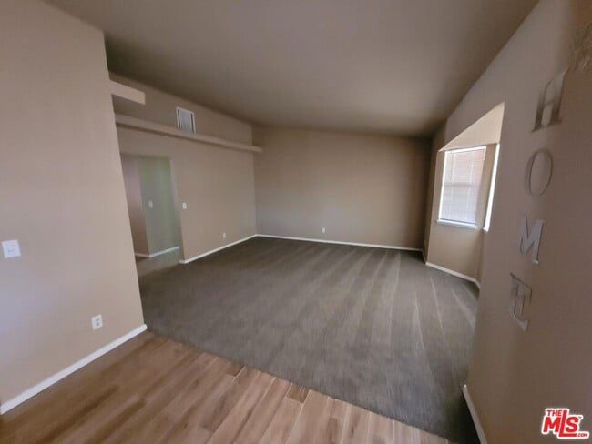 Photo - 9825 Sally Ave