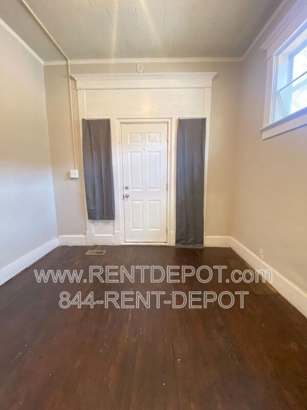 Photo - 827 Jefferson Ave