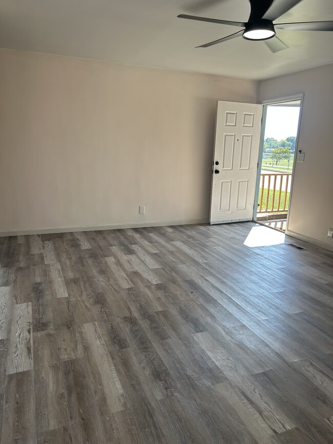 Photo - 1131 S 124th East Ave