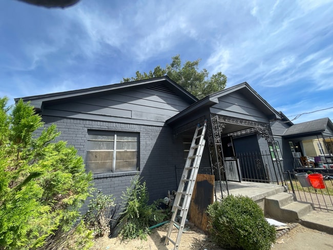 Building Photo - 2238 Eldridge Ave Rental