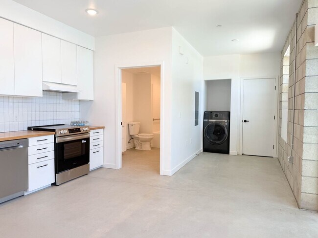 1520 Tyler House