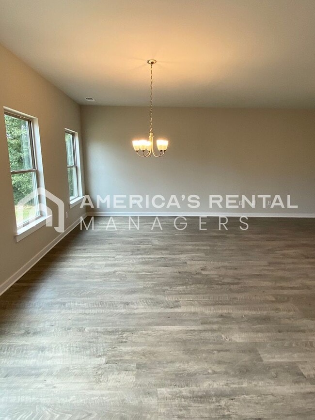 Photo - Home for Rent in Jasper, AL! Available to View Now!!!