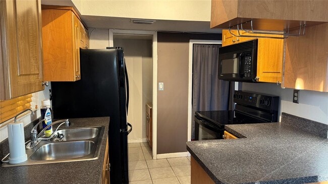 Photo - 7751 NW 42nd Ct