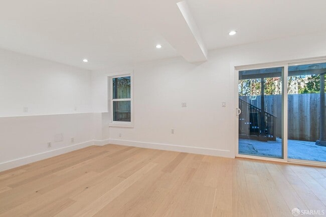68 Dellbrook Ave