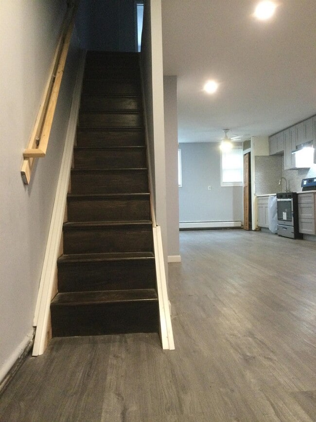 196 Van Horne St Unit 1 - Ground floor