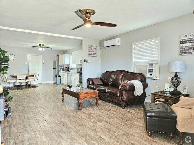Building Photo - 4514 W Bayshore Dr Rental