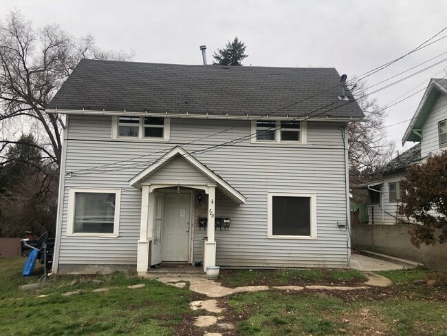 Building Photo - 708 S East St