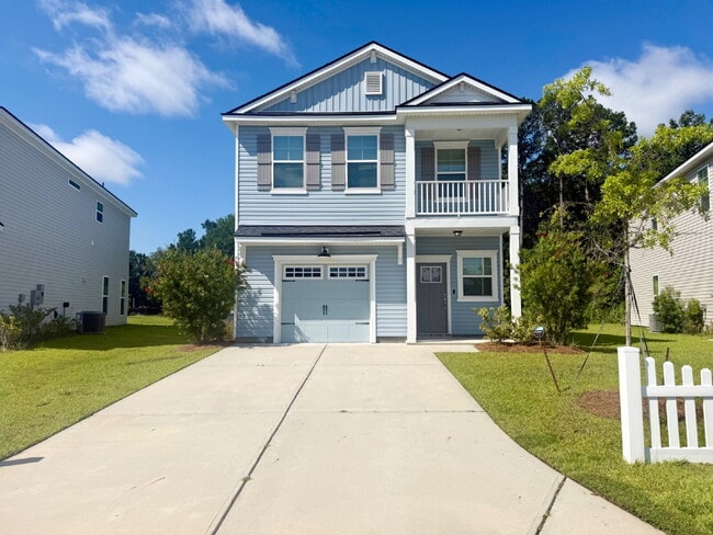Building Photo - Three Bedroom Home in Millstone Landing!