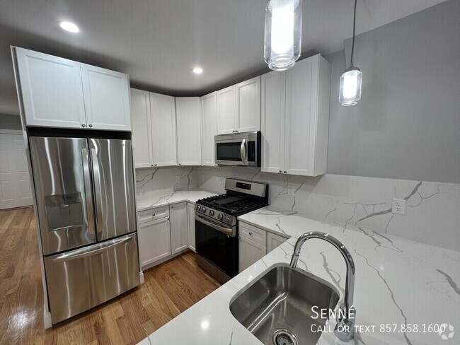 Building Photo - 15 Harold St Unit 11 Rental