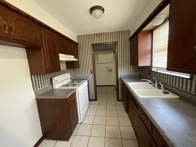 Photo - 3 Bed, 1 Bath, 2 Car Garage