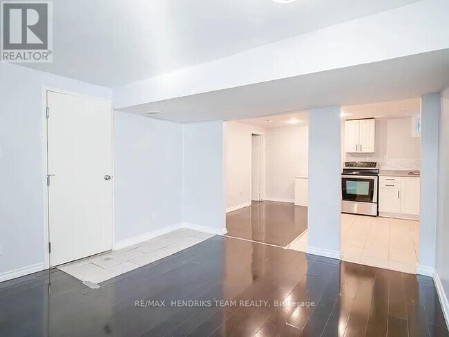 Photo - 14 Rendale Ave