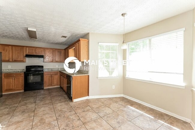 3 Bedroom Pet-Friendly Home in Covington, GA with Main Street Renewal