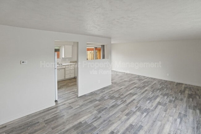 Photo - 9715 N Stevens St