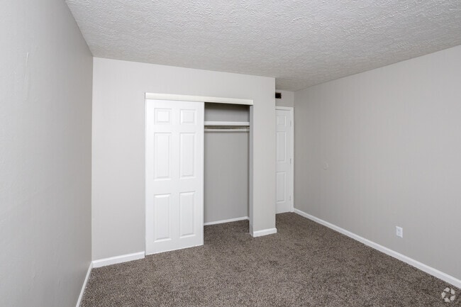 2BR, 1BA - 945 SF - Bedroom