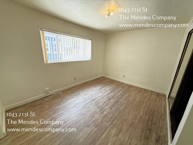 Photo - 1043 21st St