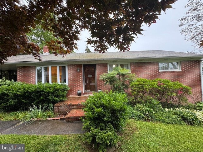 Photo - 1501 Whistler Rd House