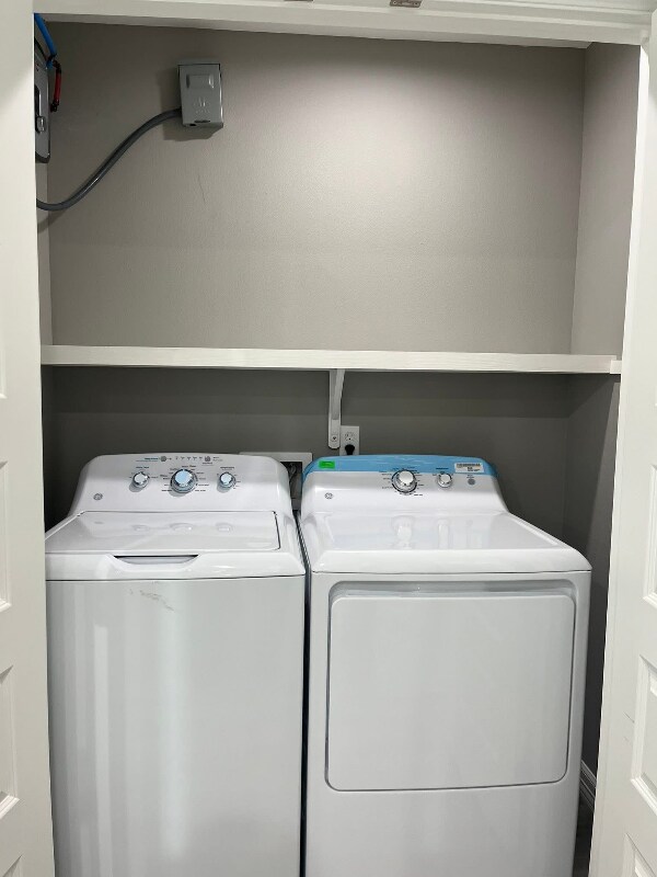 Photo - 6911 Venus Dr Unit 3