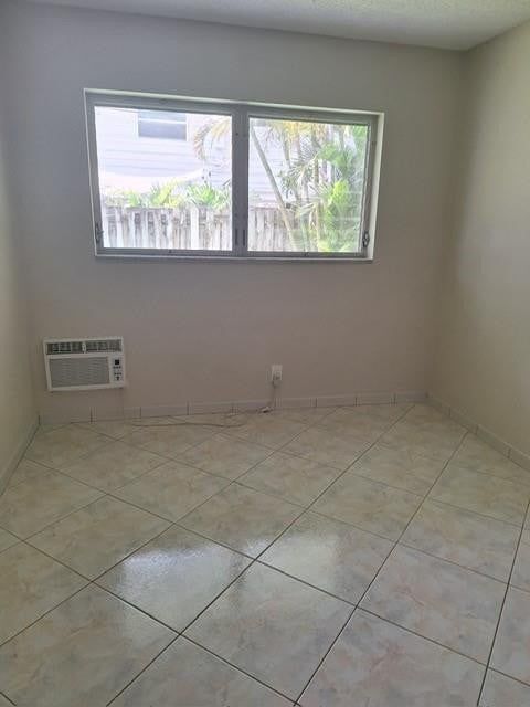 Photo - 2020 NE 51st Ct Unit 101