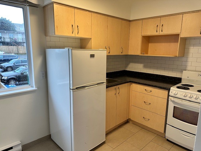 Photo - 646 Admirals Rd