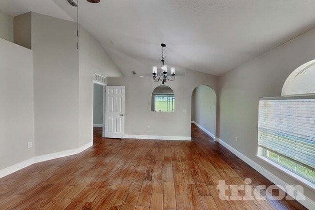 13235 Waterford Castle Dr