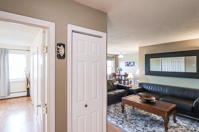 Photo - 40 Owen St Unit APT E12