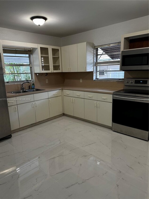 Photo - 3220 SW 4th St (Miami, FL)